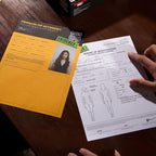 What DO You Meme? Who Killed Mia — A Modern Murder Mystery Game True Crime Solving Games for Adults, Find Out who Killed Influencer Mia Star, for True Crime Fans